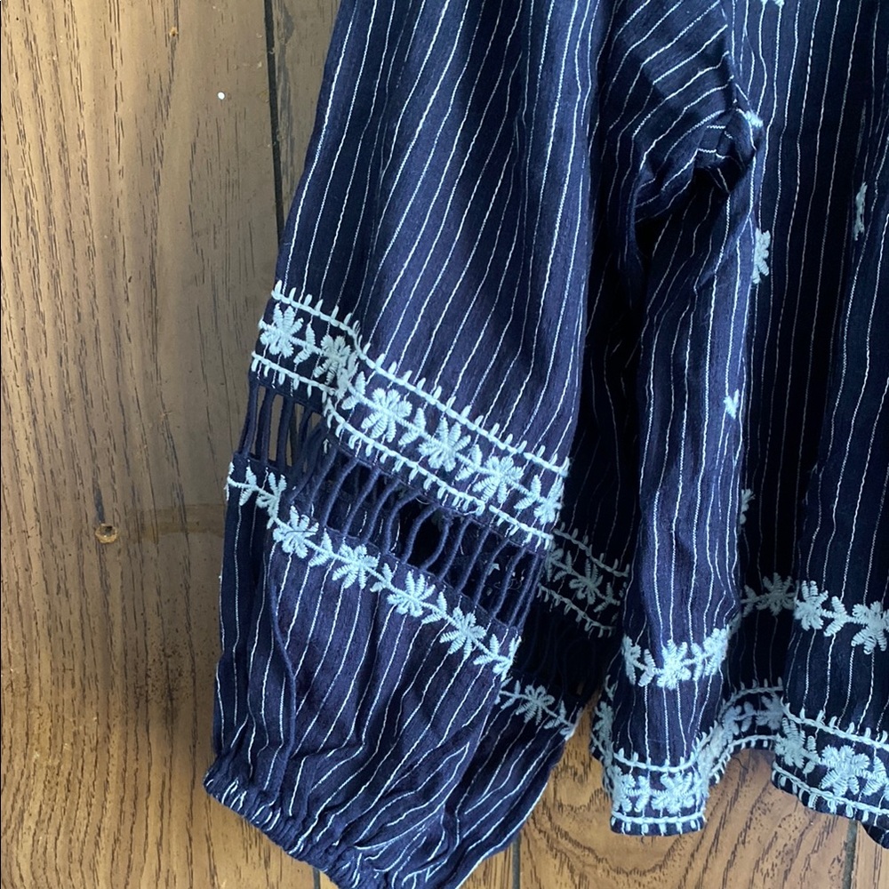 Free People Blue and White Embellished Boxy Blouse - Picture 4 of 7